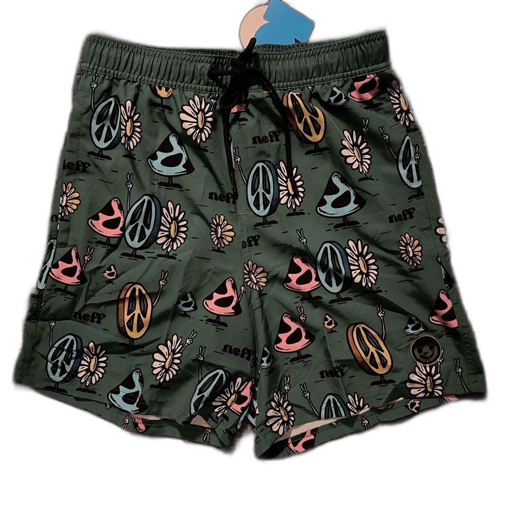 NWT Neff Men's Novelty Print Swim Trunks with Stretch, 7" Inseam